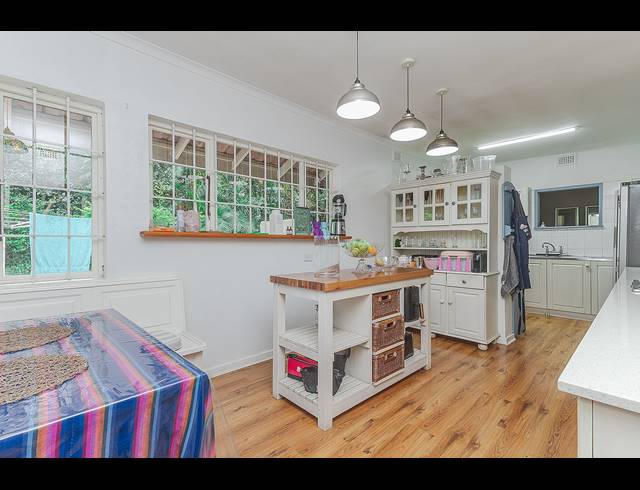 4 BEDROOM HOUSE FOR SALE IN DAWNCLIFFE